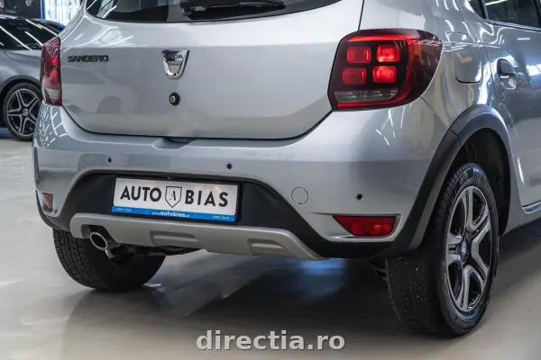 Poza anunț 13