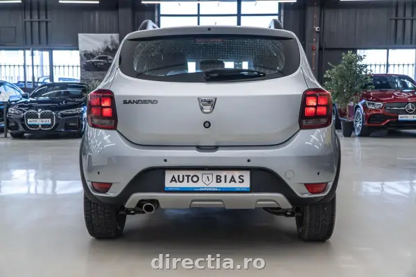 Poza anunț 25