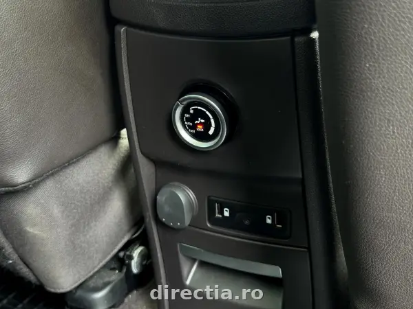 Poza anunț 25