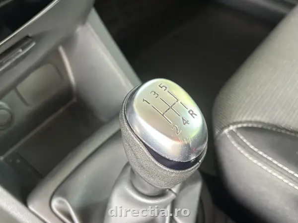 Poza anunț 23