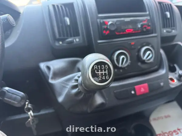 Poza anunț 15