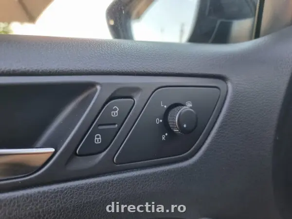 Poza anunț 23