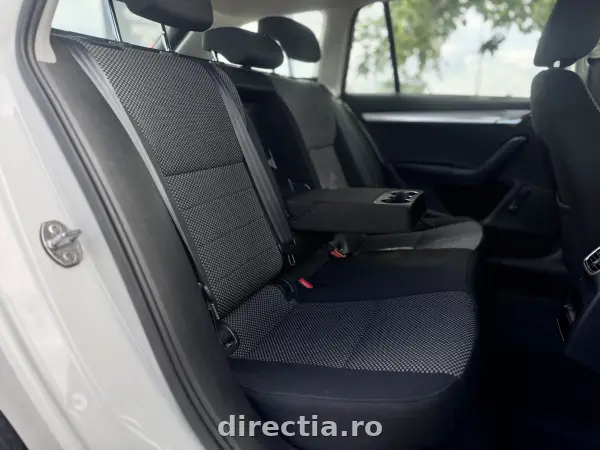 Poza anunț 24