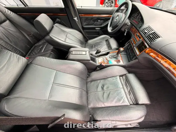 Poza anunț 17