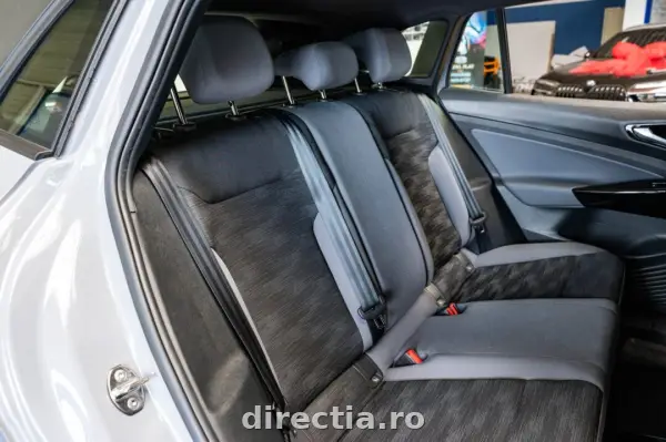 Poza anunț 27