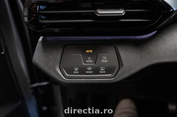 Poza anunț 24