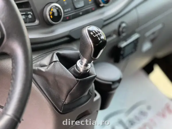 Poza anunț 13