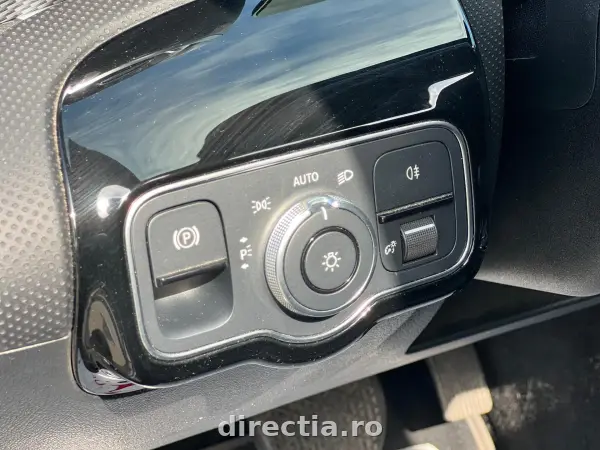 Poza anunț 12