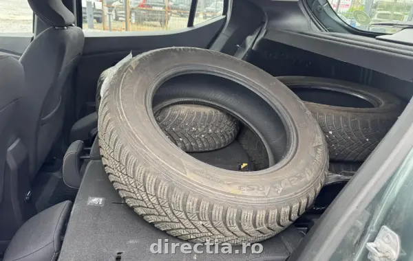 Poza anunț 15