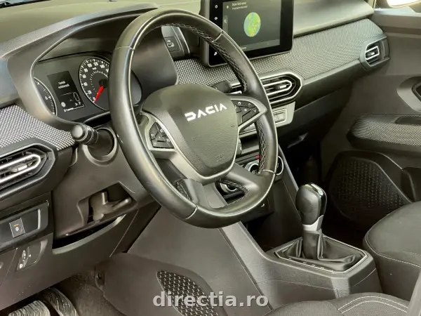 Poza anunț 12
