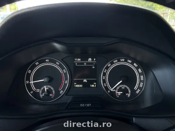 Poza anunț 18