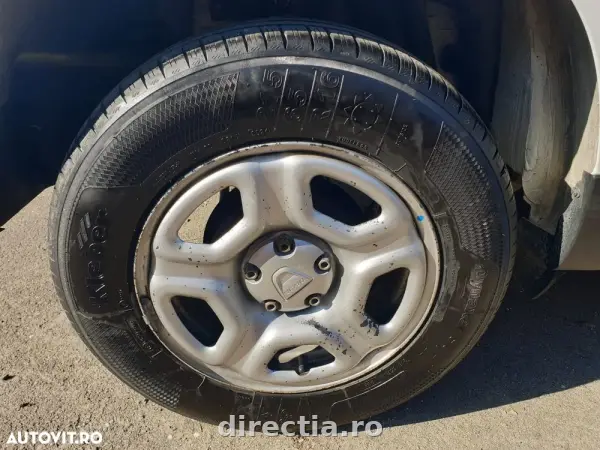 Poza anunț 14