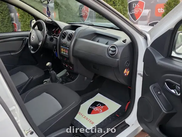 Poza anunț 12