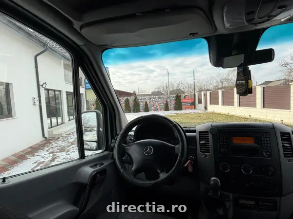 Poza anunț 14
