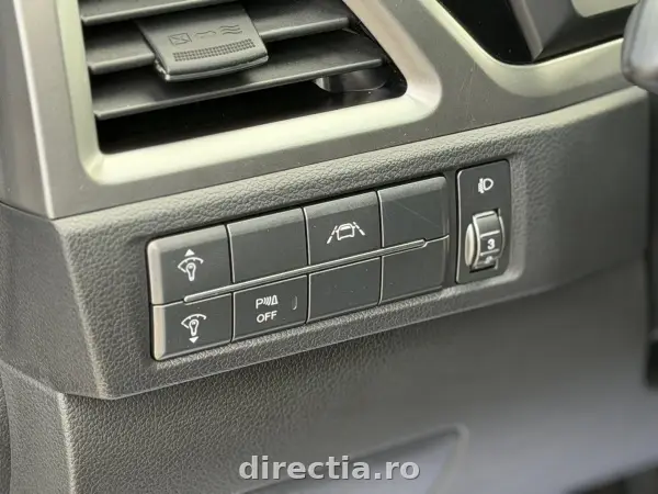 Poza anunț 32