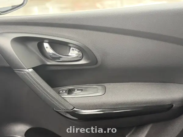 Poza anunț 28