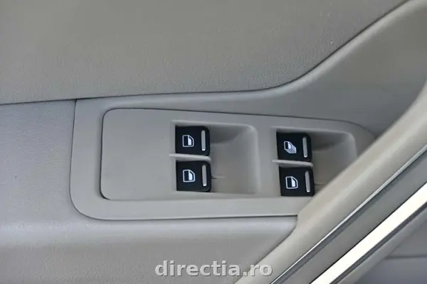 Poza anunț 18