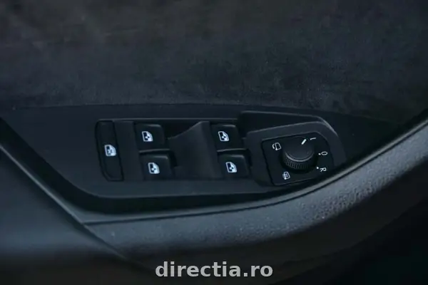 Poza anunț 25