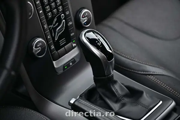 Poza anunț 12