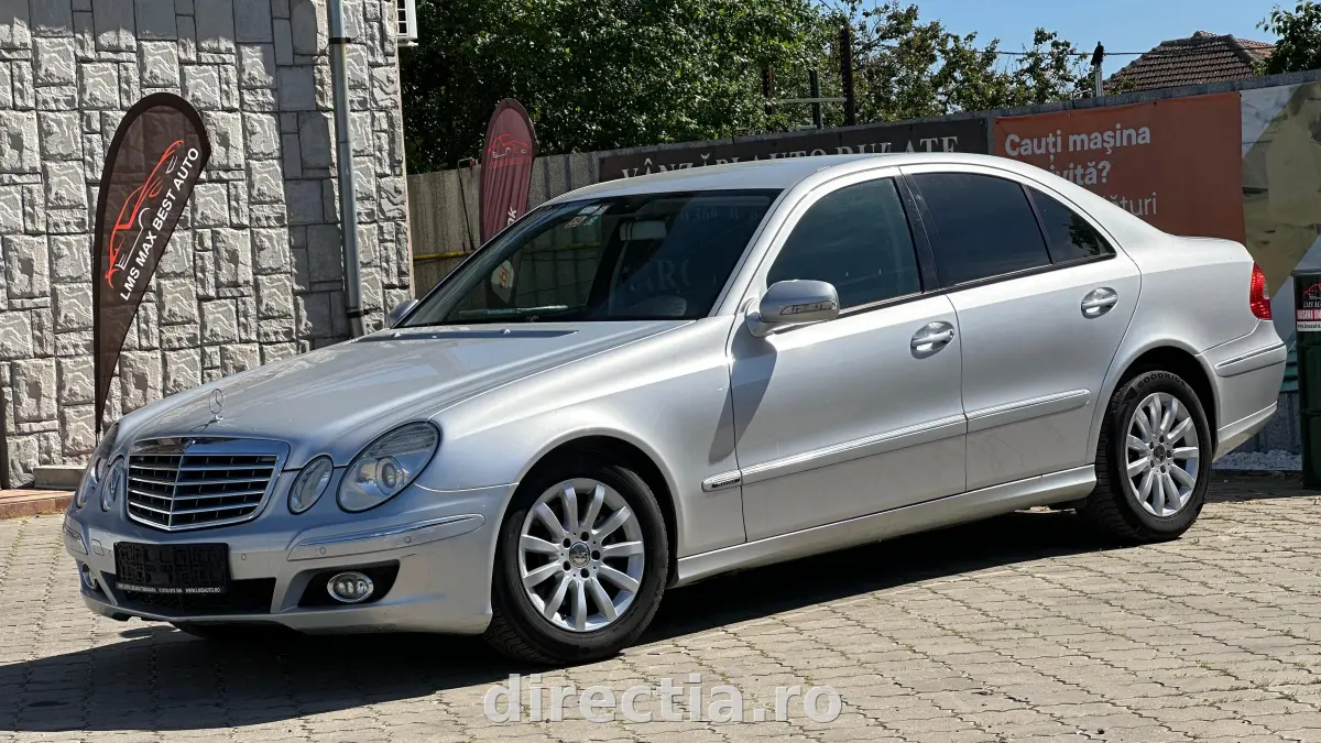 Poza principală