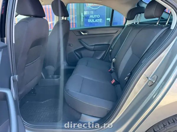 Poza anunț 25