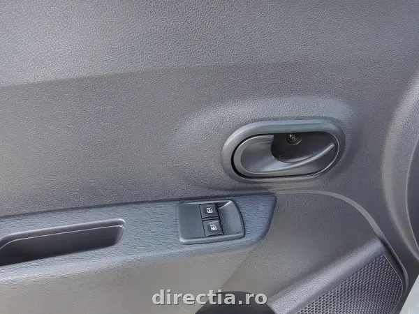 Poza anunț 16