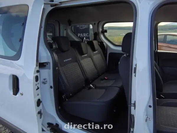 Poza anunț 11