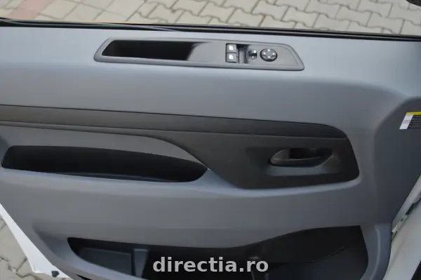 Poza anunț 25