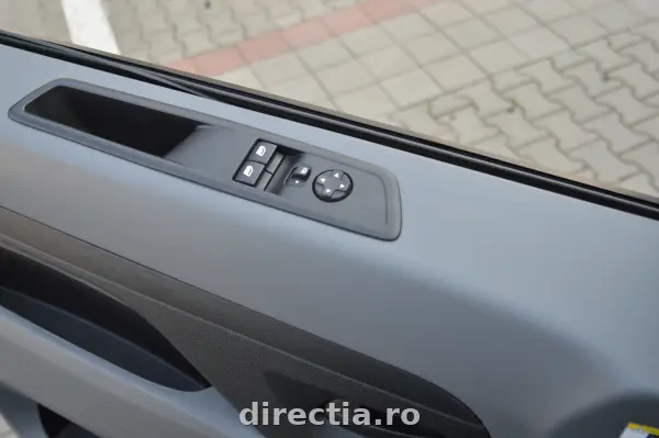 Poza anunț 24