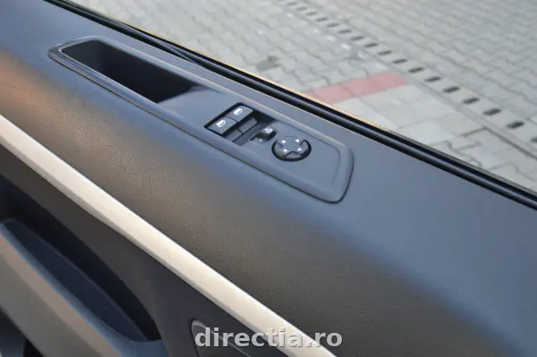 Poza anunț 33