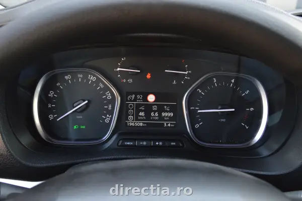 Poza anunț 25