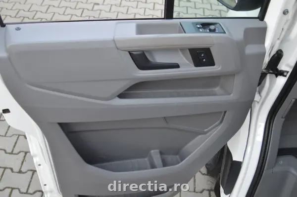 Poza anunț 24