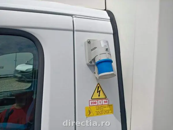 Poza anunț 11