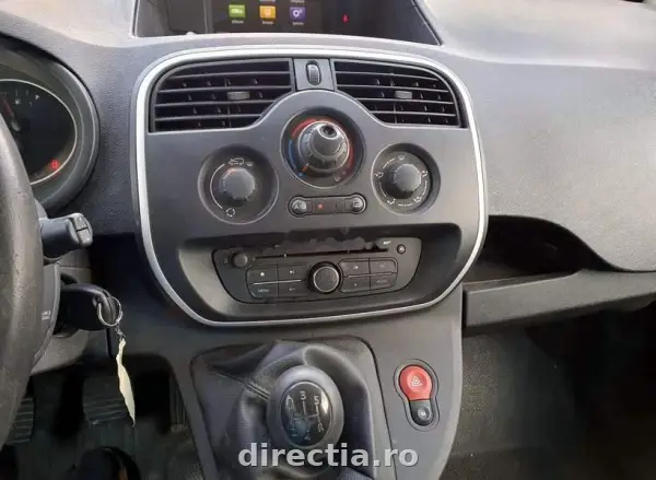 Poza anunț 12