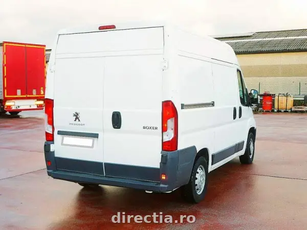 Poza anunț 12