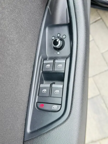 Poza anunț 23
