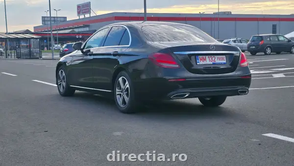 Poza anunț 26