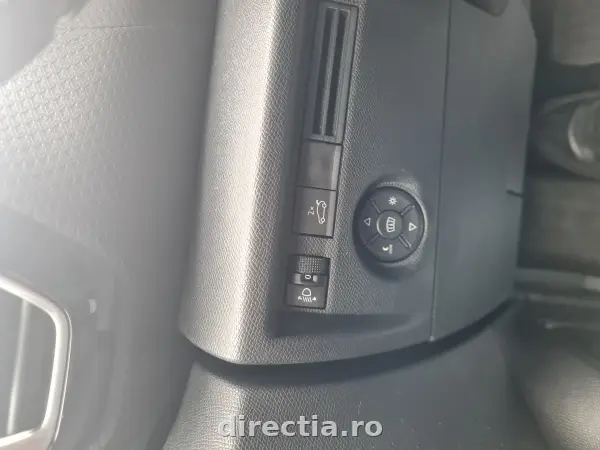 Poza anunț 18