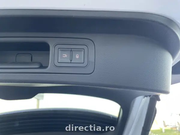 Poza anunț 18