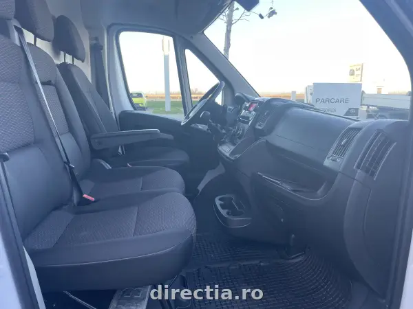 Poza anunț 11