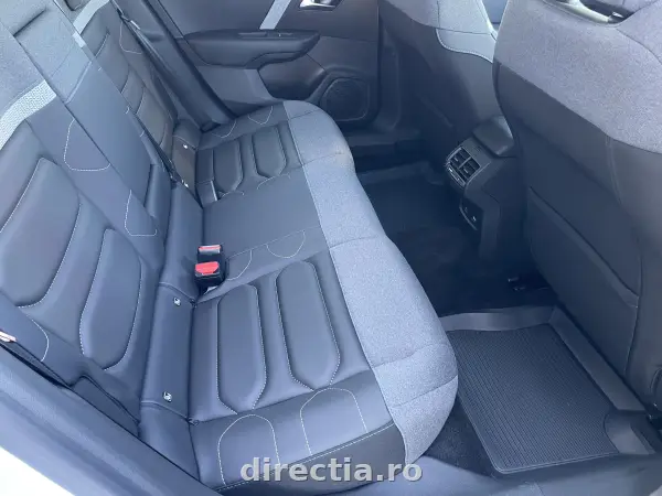 Poza anunț 12
