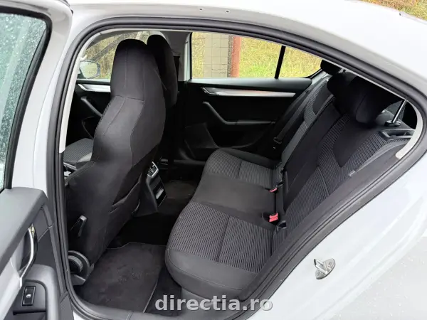 Poza anunț 13