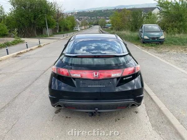 Poza anunț 13