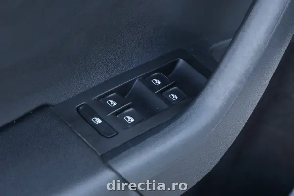 Poza anunț 17