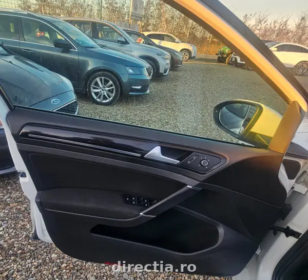 Poza anunț 12