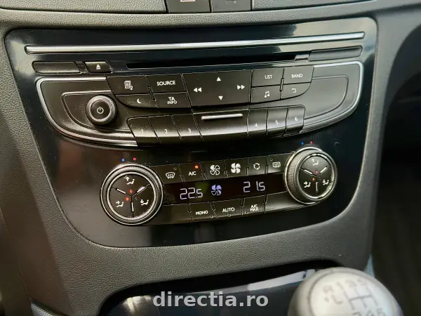 Poza anunț 24