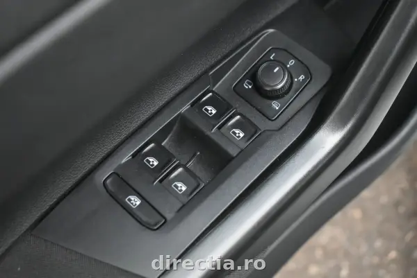 Poza anunț 11