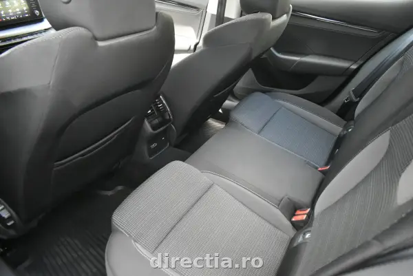 Poza anunț 19