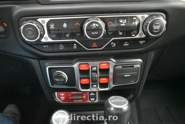 Poza anunț 14