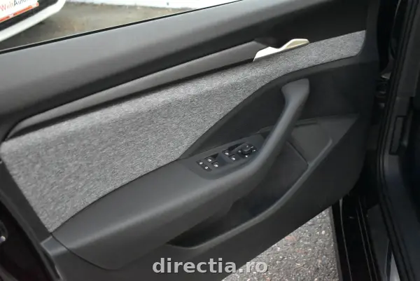 Poza anunț 12
